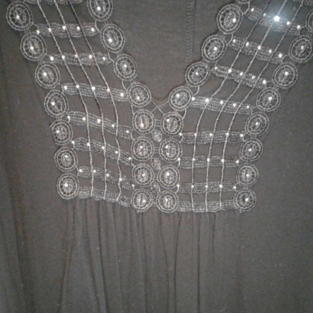 Black rhinestone decorative t-shirt size large